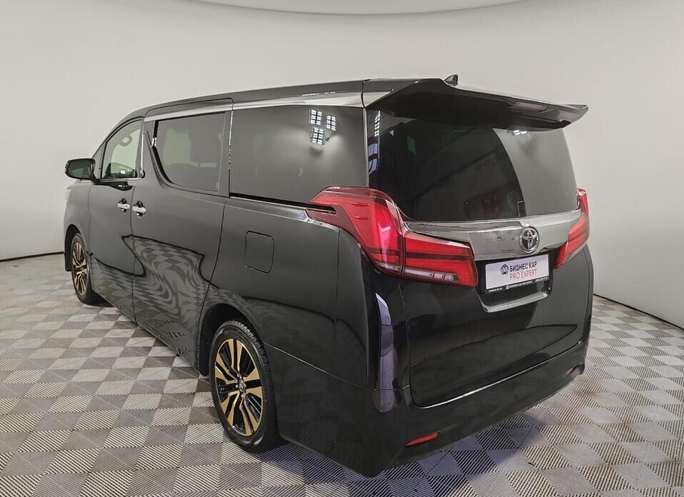 Toyota Alphard, III Рестайлинг 3.5 AT (300 л.с.)