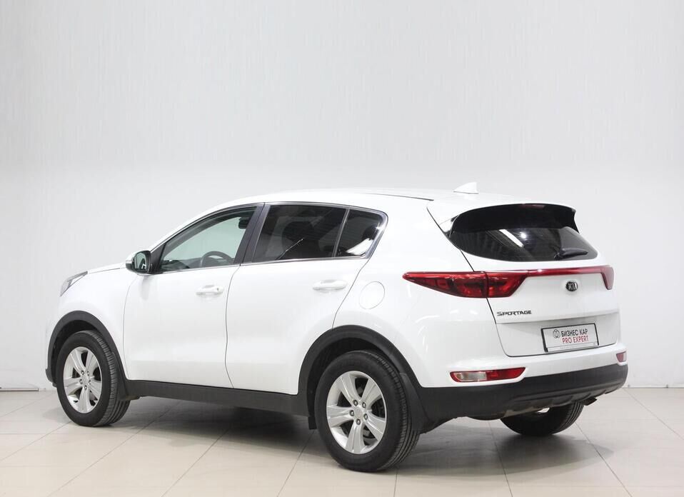 Kia Sportage, IV 2.0 MT (150 л.с.)