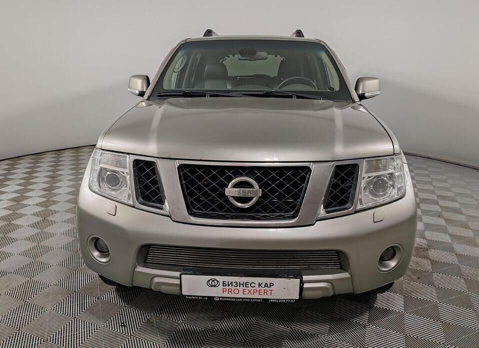 Nissan Pathfinder, III Рестайлинг 3.0d AT (231 л.с.) 4WD